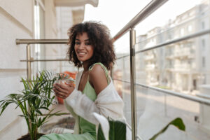 There’s no need to leave your silk garments hanging in the closet. Wear them with confidence with these five tips on how best to wear silk.